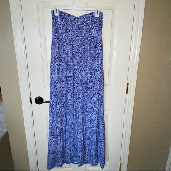Garnet Hill Blue & White Maxi Dress ☀️ - Picture 13 of 13